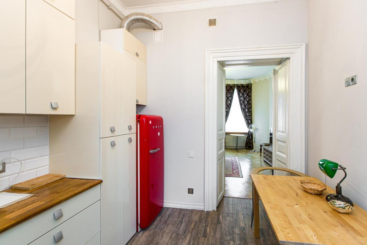 Apartament австрійська в центрі на вулиці михальчука 5 Lwów