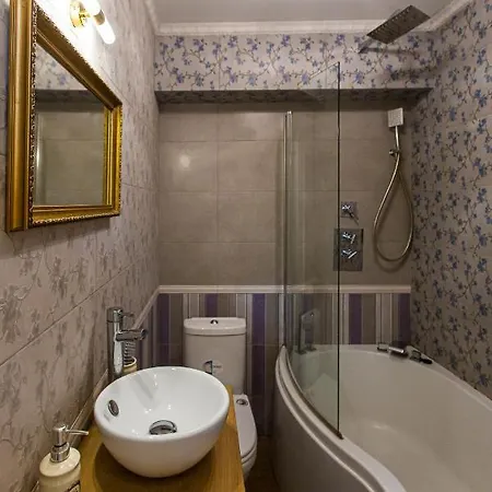 Австрійська Квартира В Центрі На Вулиці Михальчука 5 Lviv Exterior photo